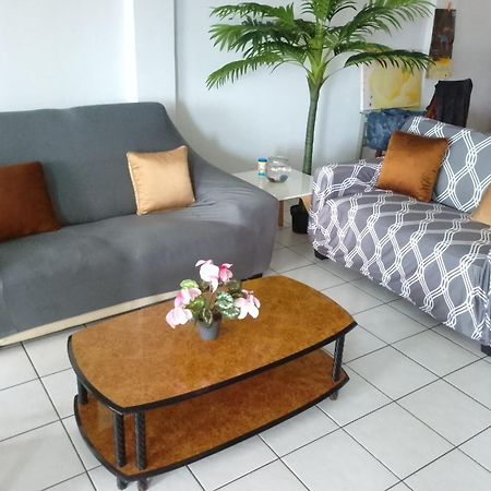 Revolution Tahiti Appartement Papeete  Buitenkant foto
