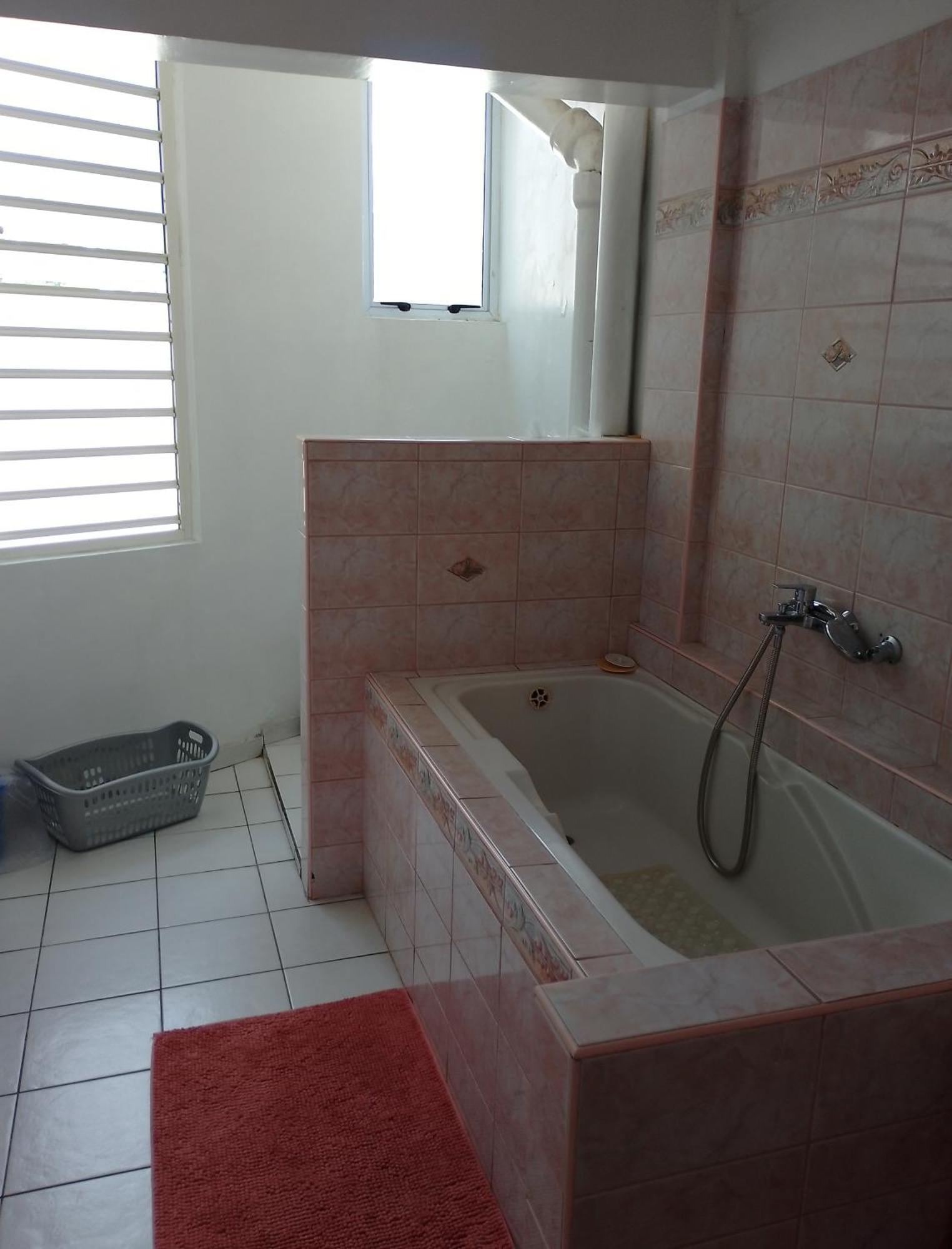 Revolution Tahiti Appartement Papeete  Buitenkant foto